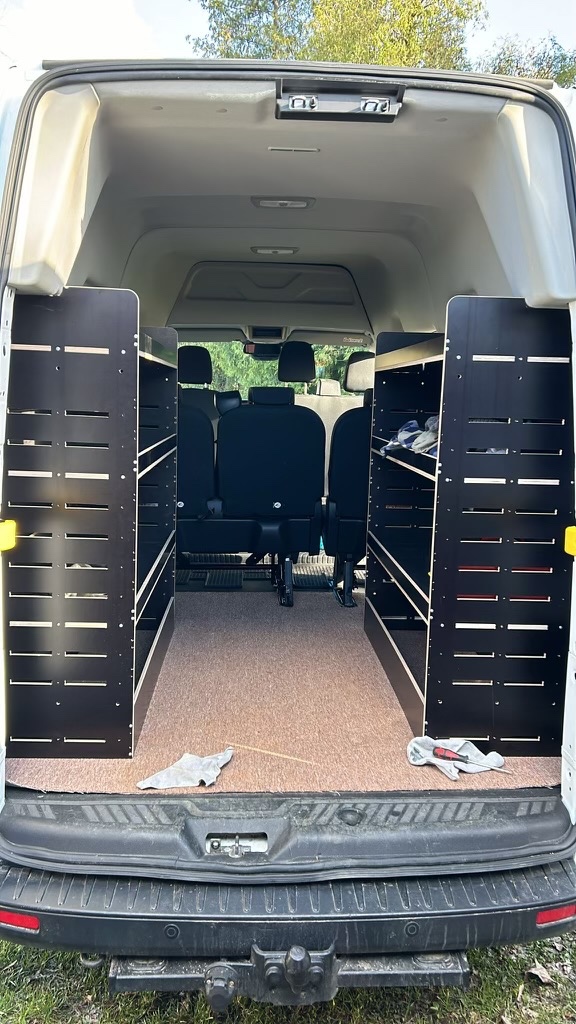 Transit regály , vestavby Cnc výroba- Skladem - 12