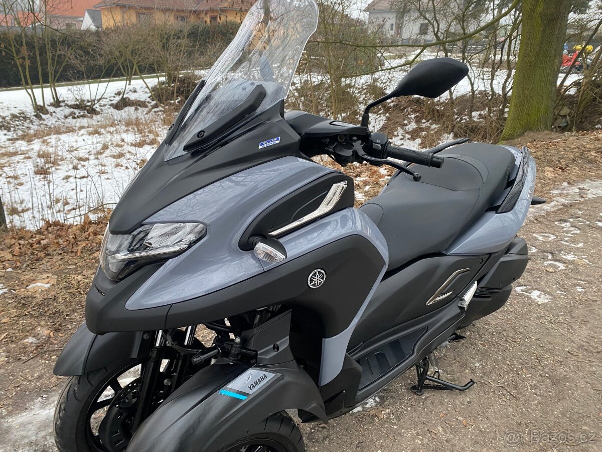 Yamaha Tricity 300 - 12