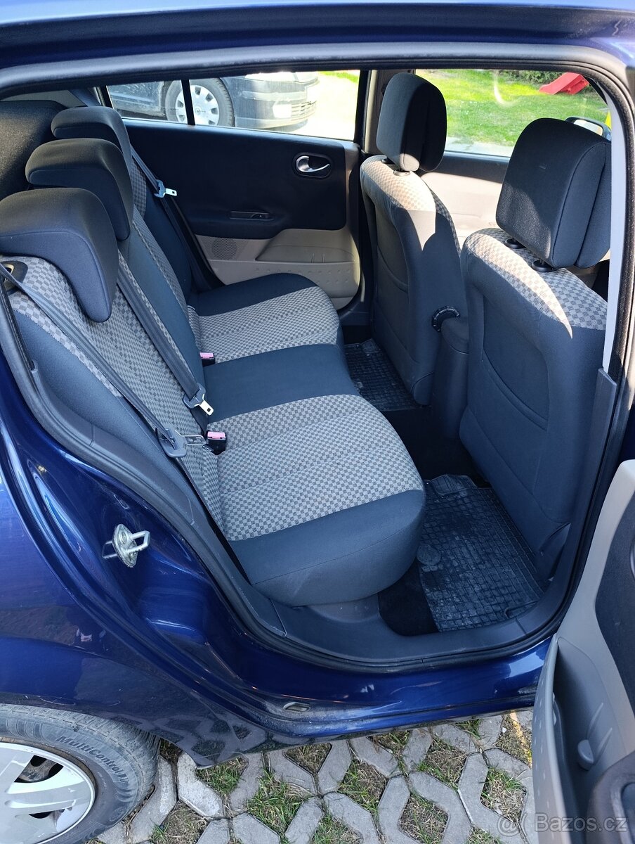 Renault Megane II 1.6 83kw - 12