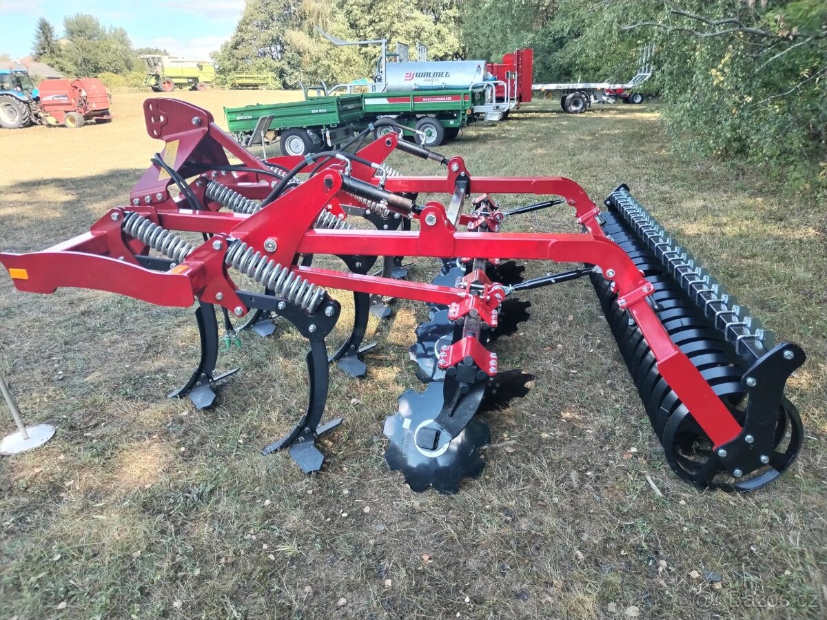 Dvouřadý radličkový podmítač AGILE 30 - 12