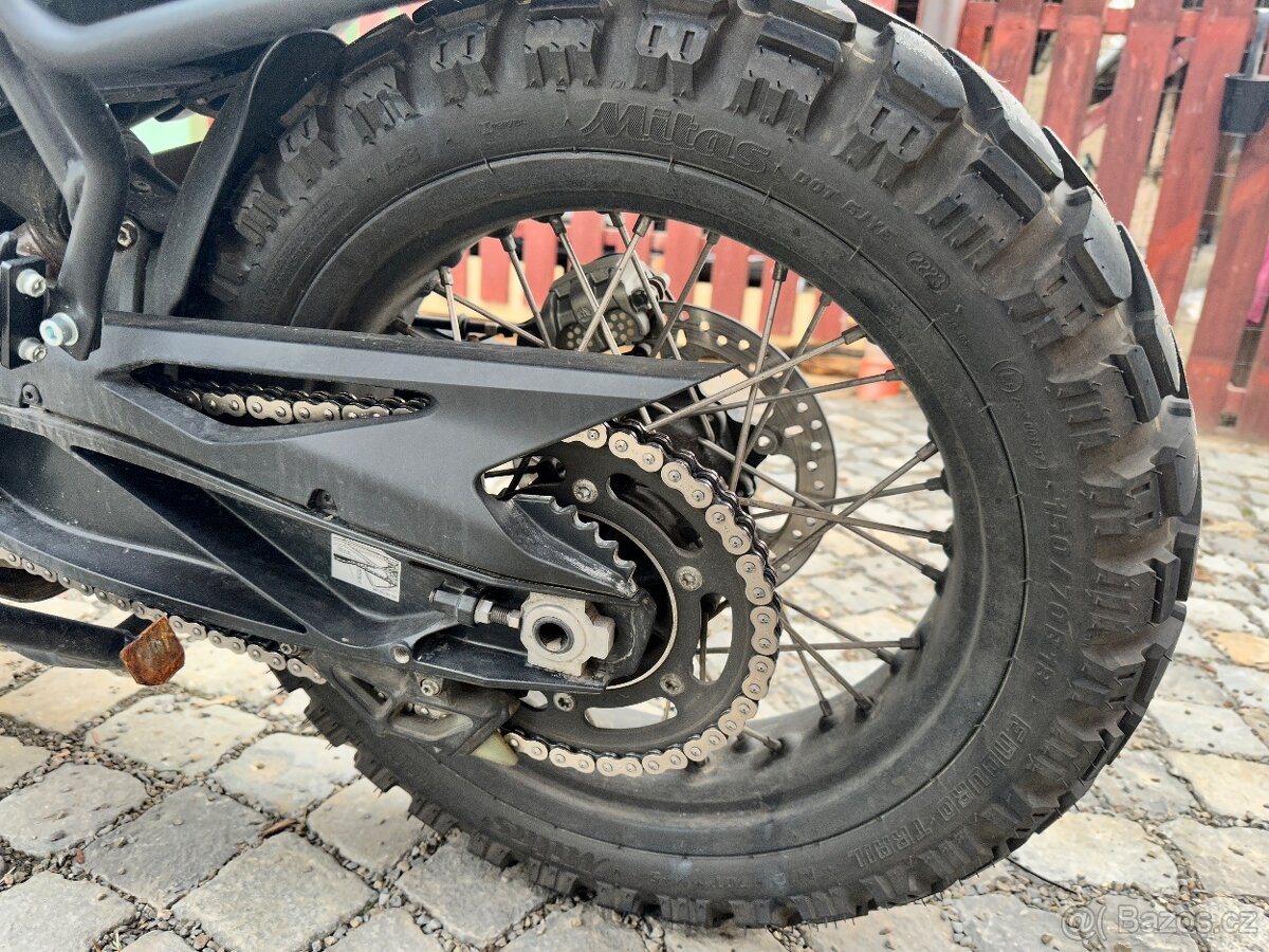 KTM 890 Adventure S - 12