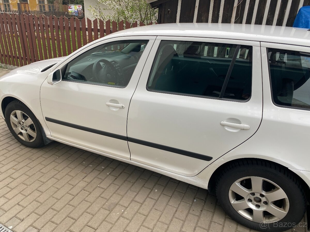 Škodu Octavii 2 - 12