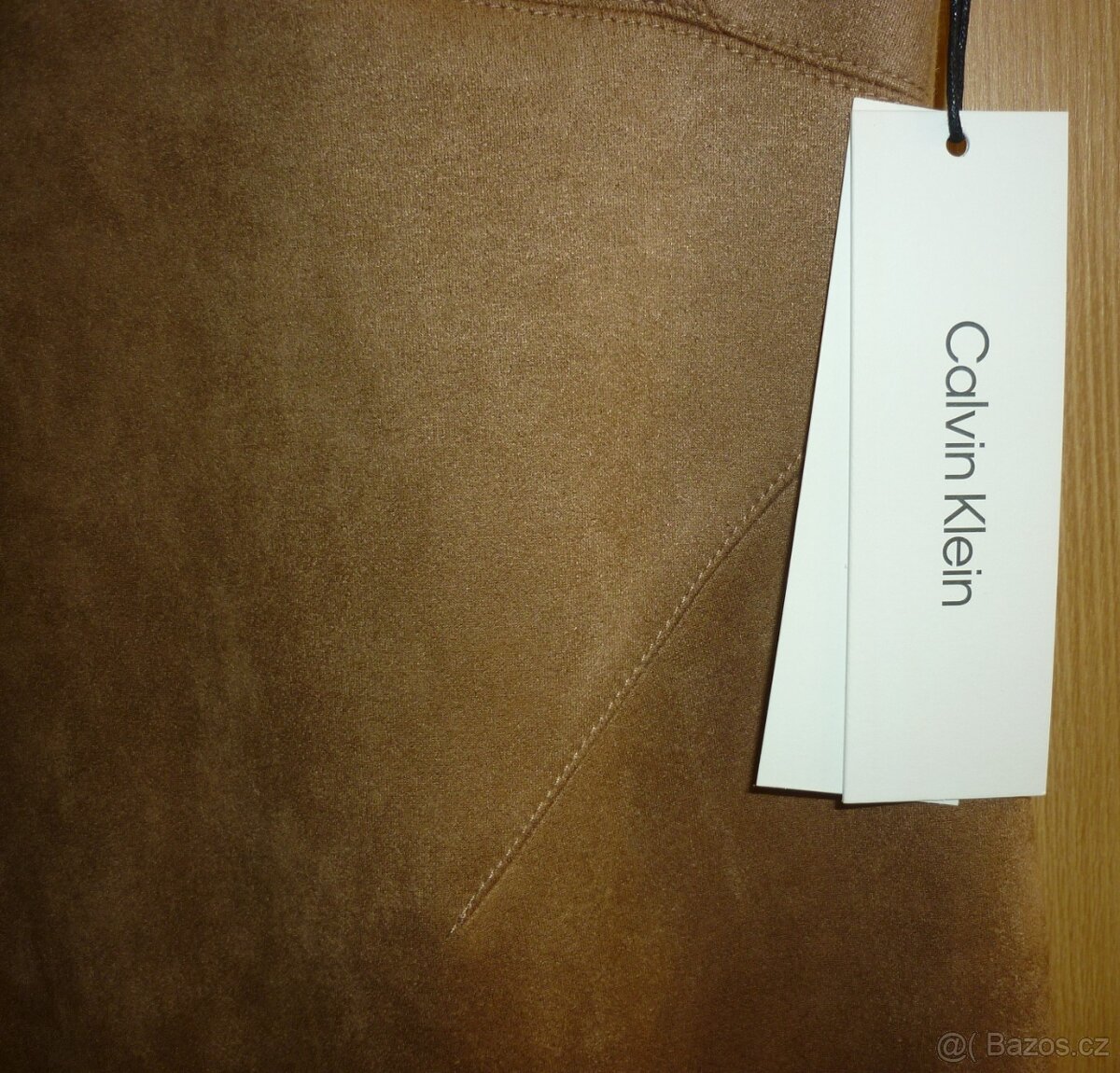 Semišové pouzdrové šaty Calvin Klein - 12