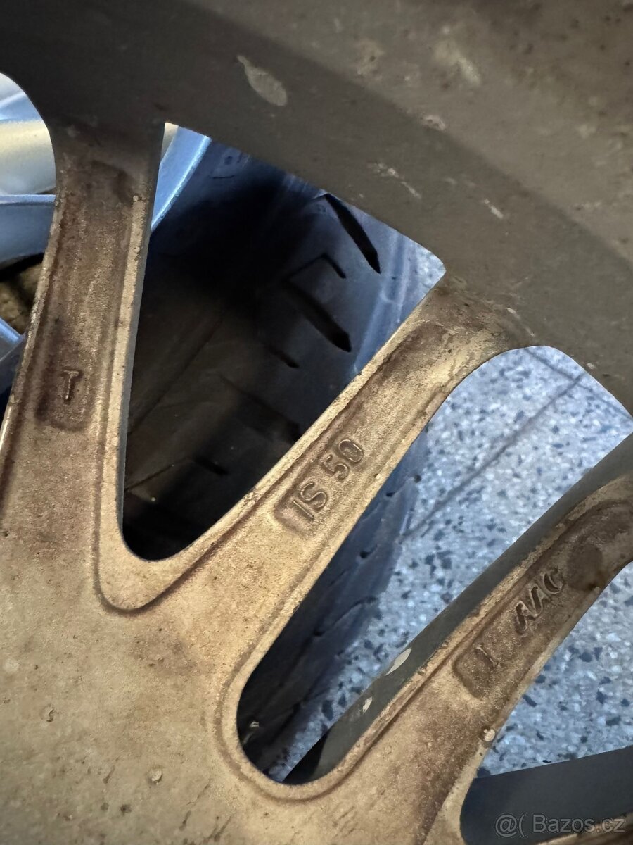 Sada kol R18 5x120 BMW - 12