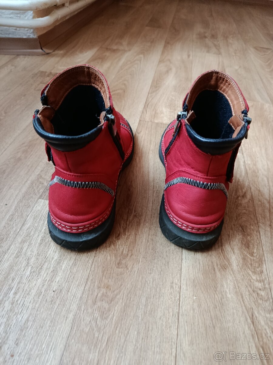 Prodám zimní obuv dámskou ,kvalitní,značkovou. - 12