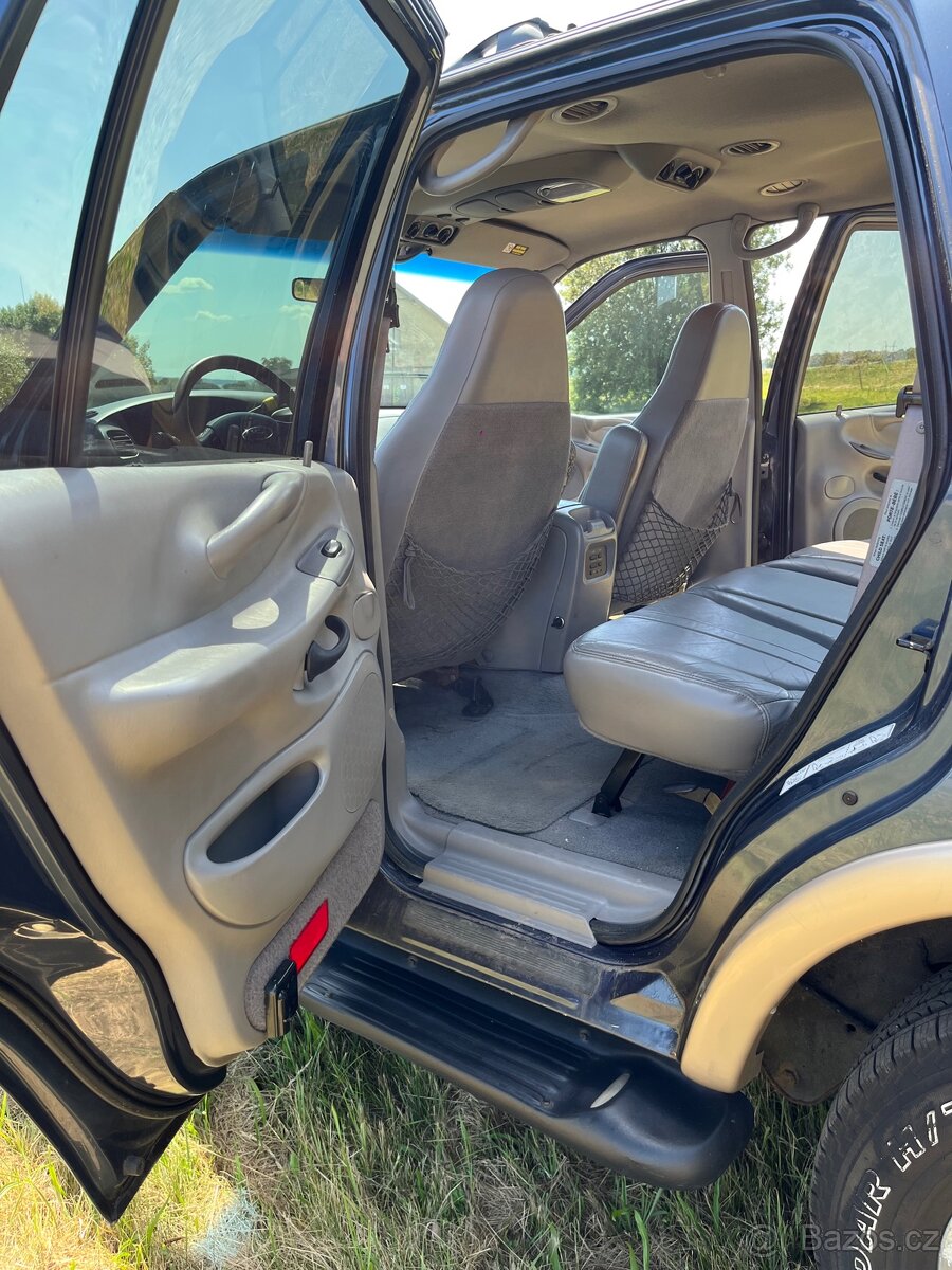 FORD Expedition 5.4 Triton - 12