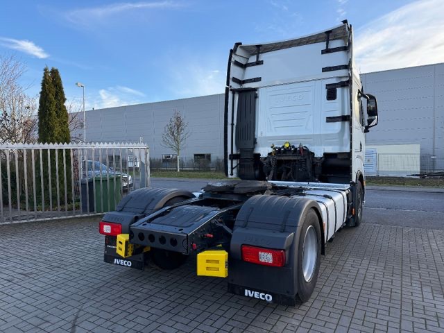 Iveco S-Way 480 - 12