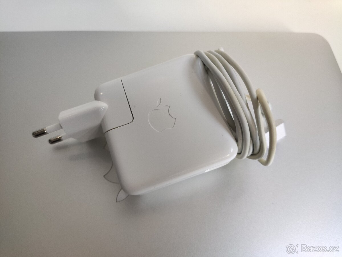 PRODÁNO- MacBook Air 13-inch, 2017-i5,8GB RAM,128GB úložiště - 12