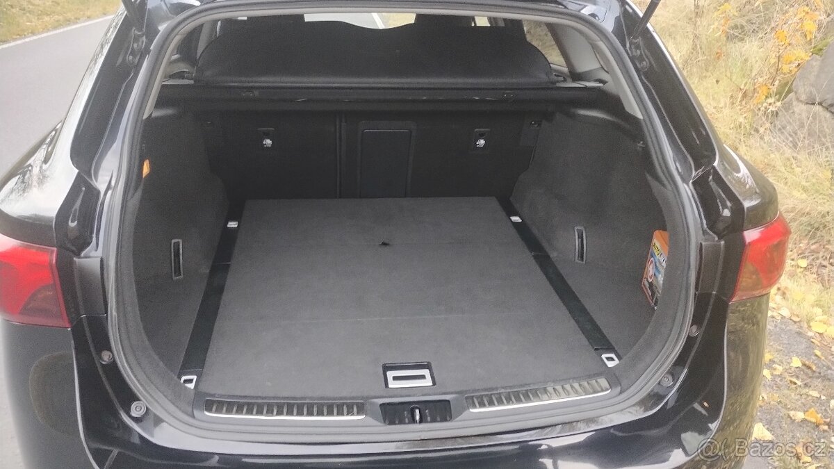 Toyota Avensis 2.0 D4D, kombi, ČR - 12