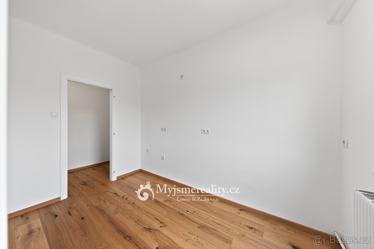 Prodej bytu 2+1 s balkonem 56 m², Raabs an der Thaya, Rakous - 12