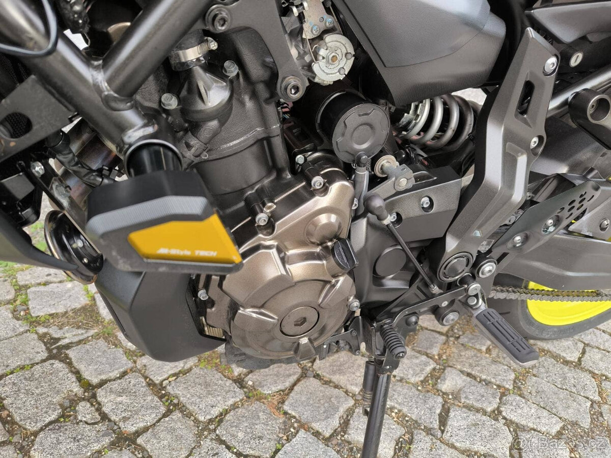 Yamaha MT-07 do 35 kW - 12