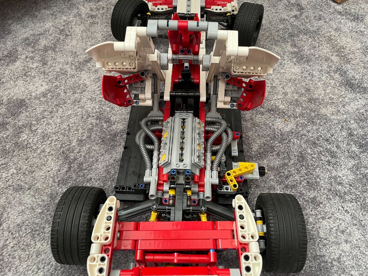 Lego Technic 42000 Grand Prix Racer - 12