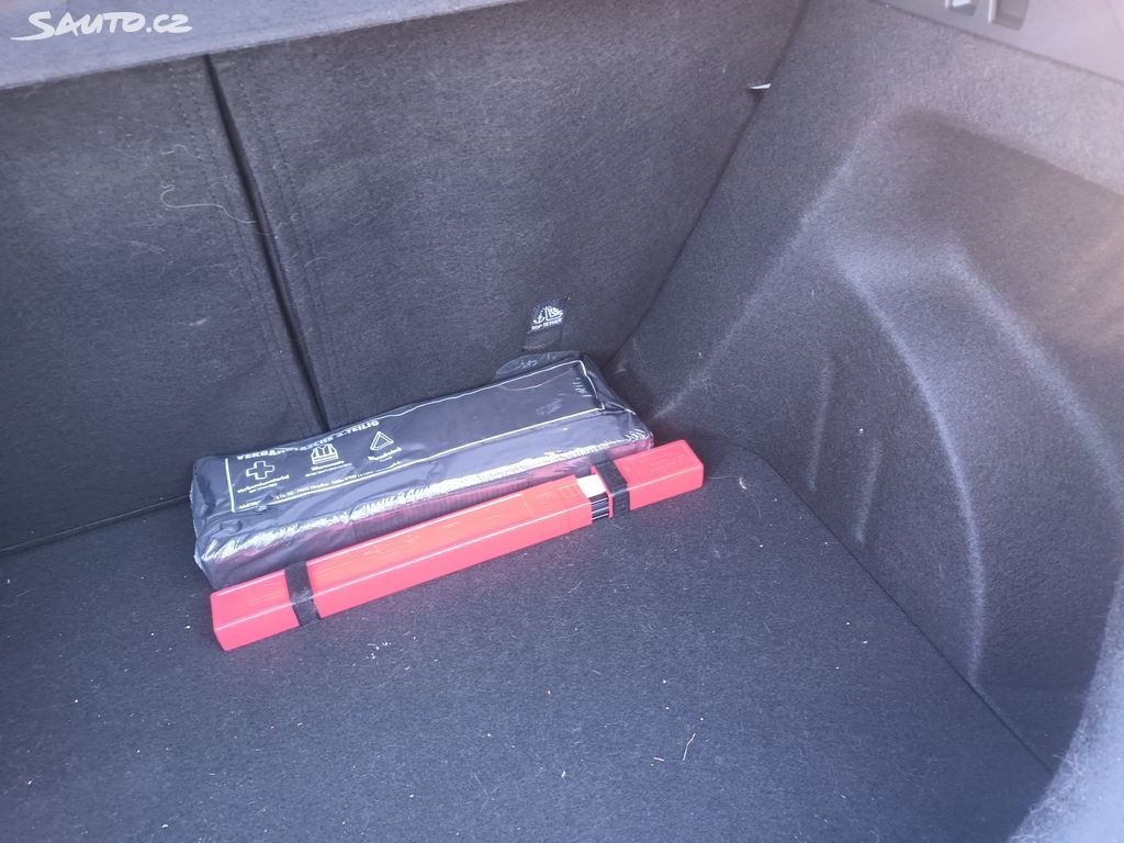 MG MG3, 1.5i 4valc.85kw ELEGANC záruka - 12