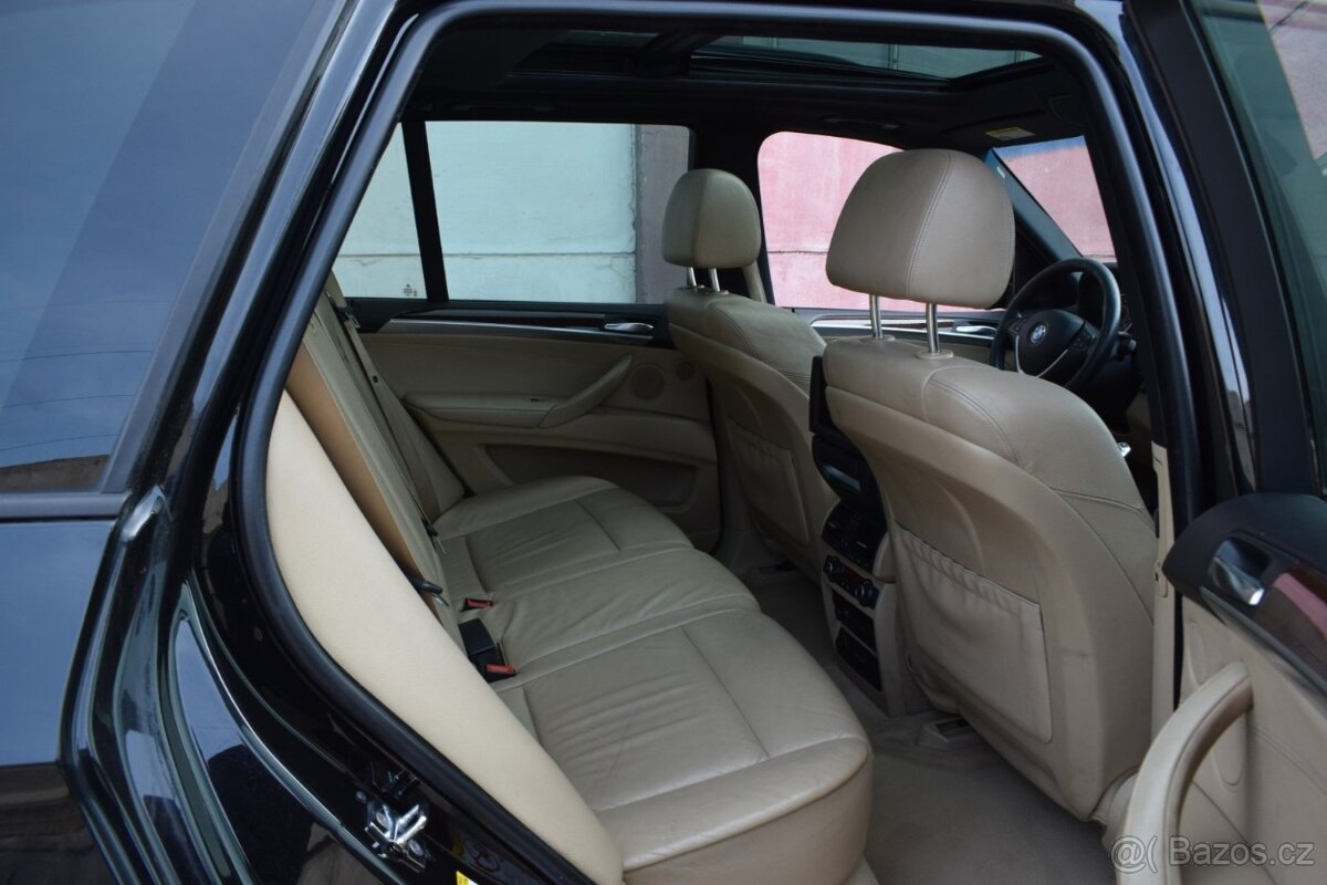 BMW X5 3.0Si/KŮŽE/DVD/ANDROID/TAŽNÉ/ - 12