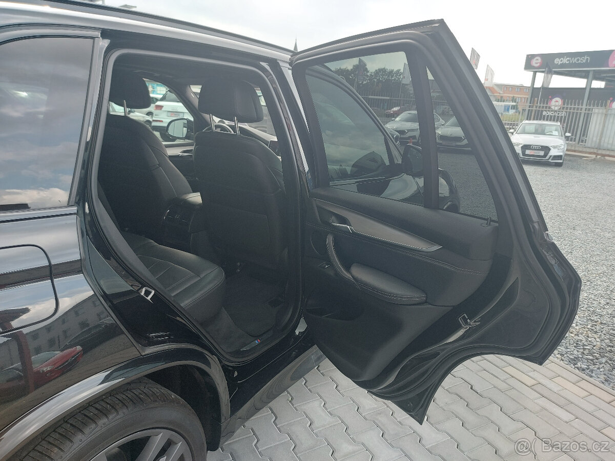BMW X5 30d xDrive/ M-Sport /REZERVACE/ - 12