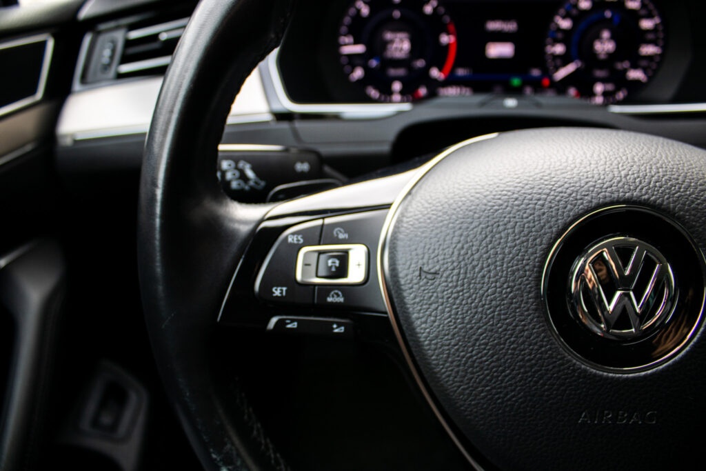 Volkswagen passat 2018 - 12