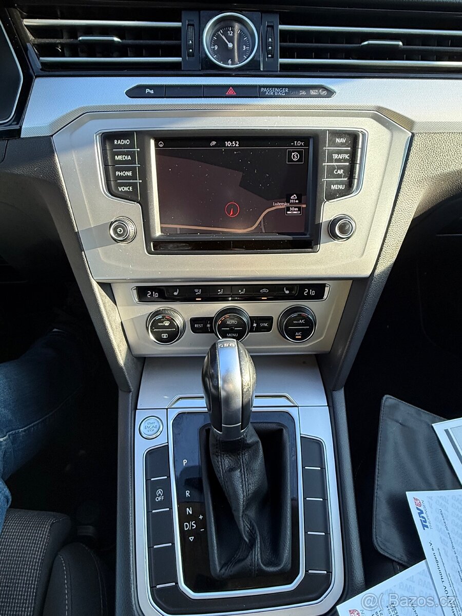 VOLKSWAGEN PASSAT B8 2.0 TDI DSG AUTOMAT NAVI 2016 - 12