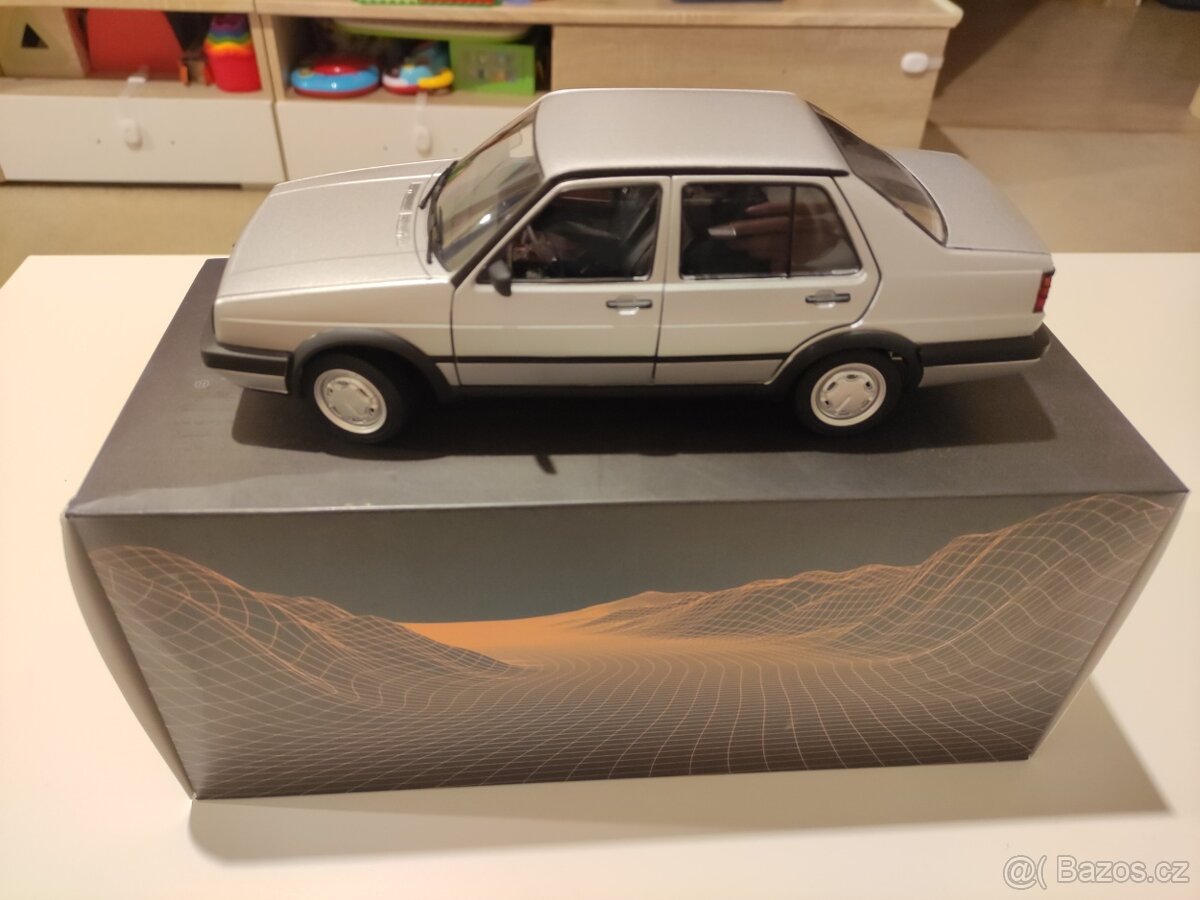 VW Jetta 2 GT 1:18 Mision model - 12