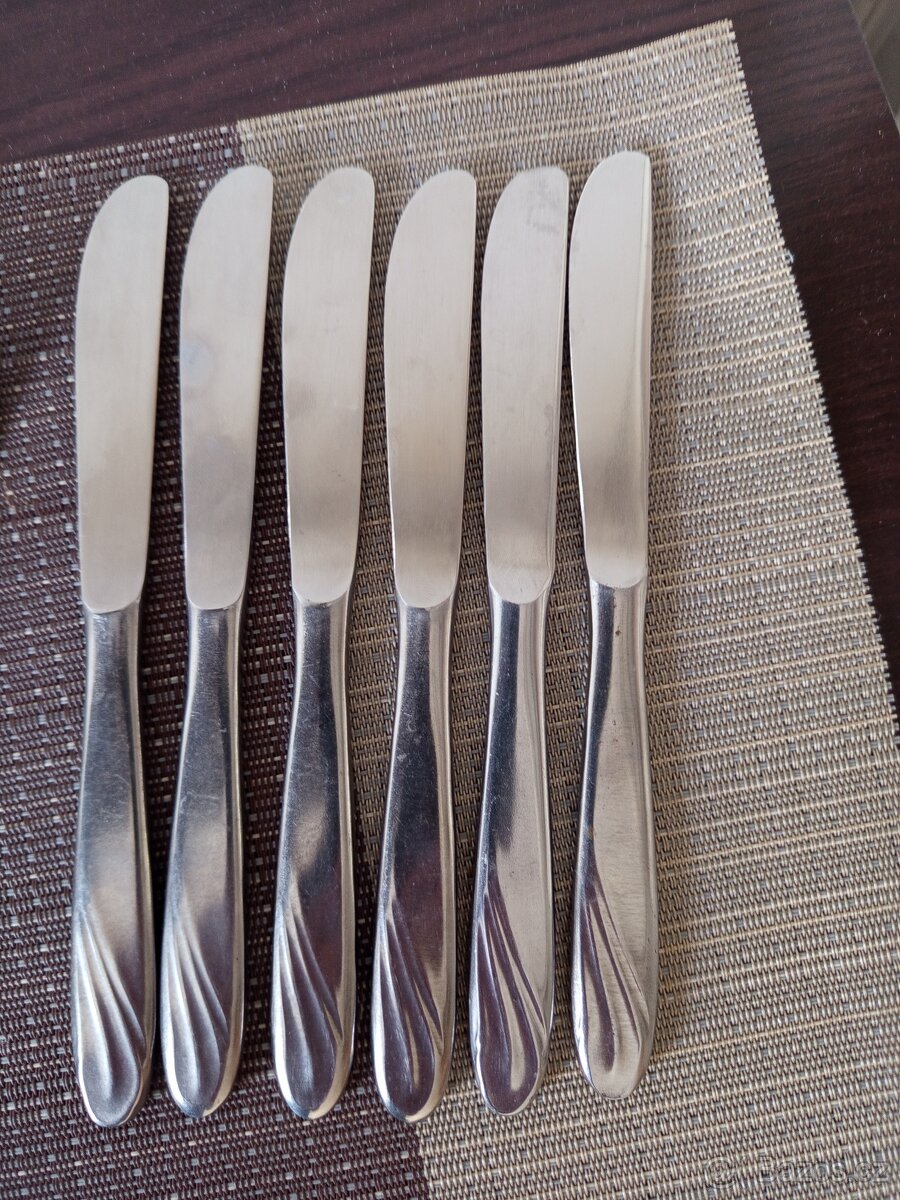 RETRO RUSKE PRIBORY - 12