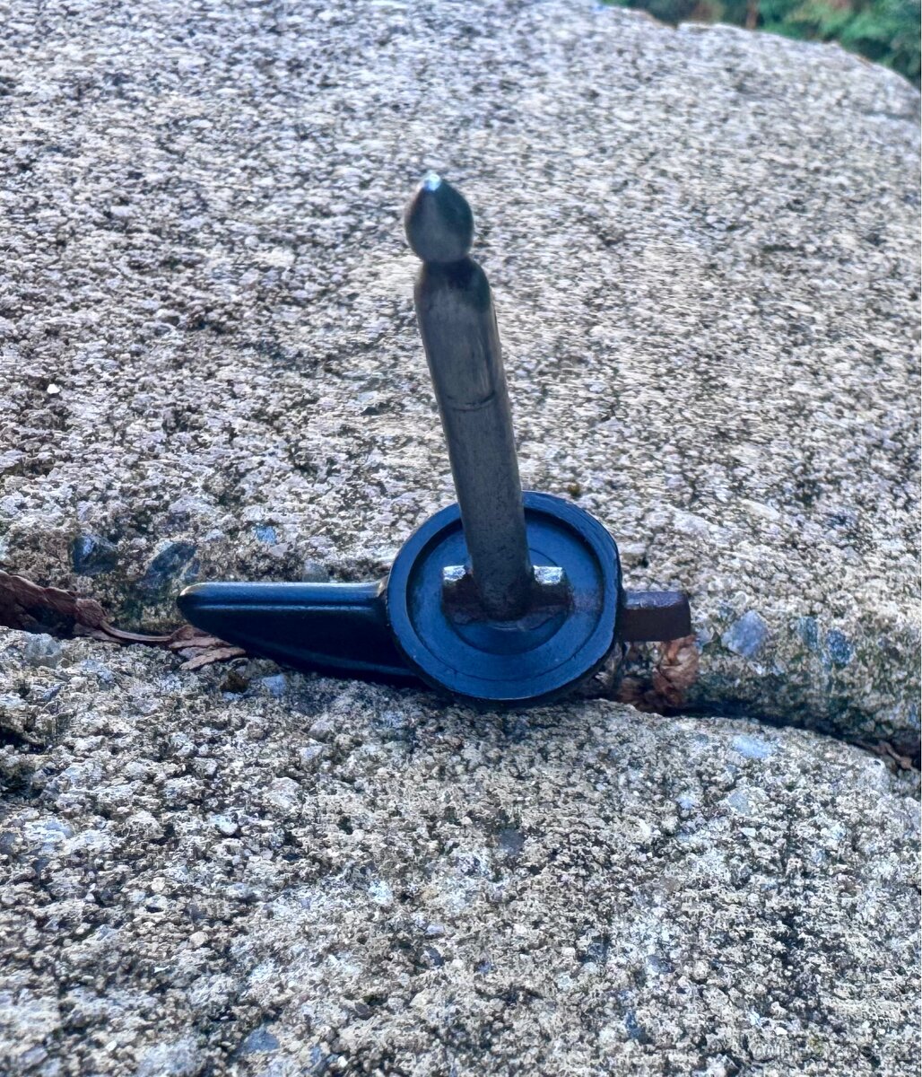 Jawa ČZ 125 150, pérák - klíč do spínačky - 12