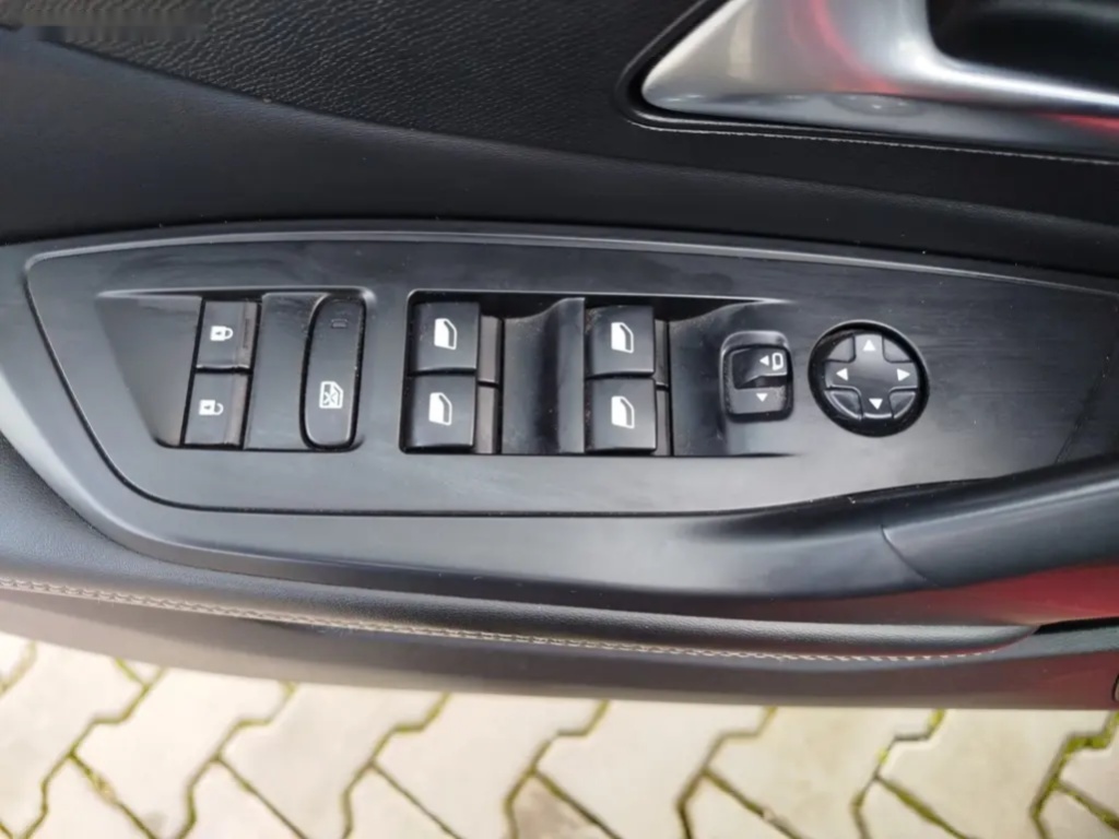 Peugeot 308, SW ALLURE 1.2PT 130 MAN6"DPH - 12