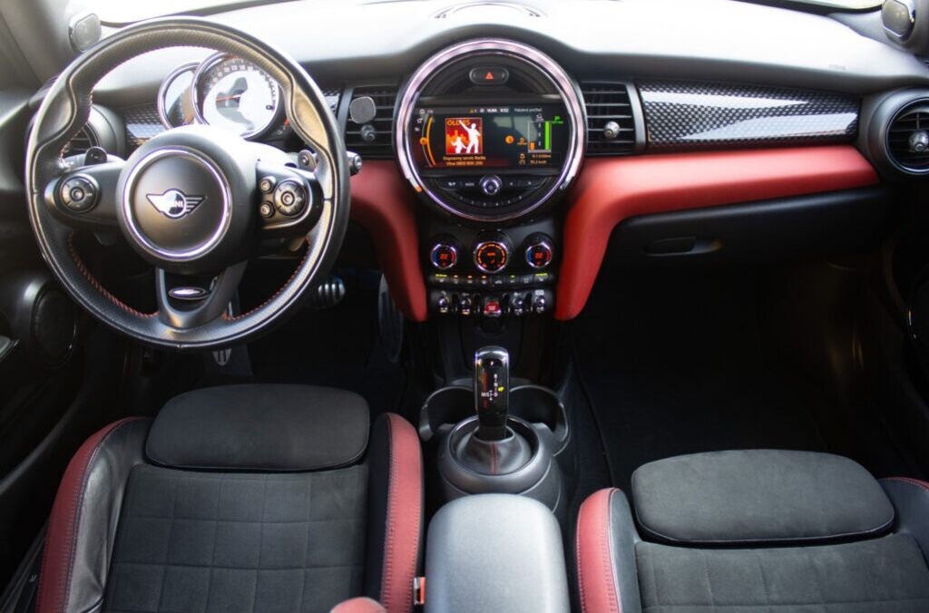 John Cooper Works od MINI z roku 2019 - 12