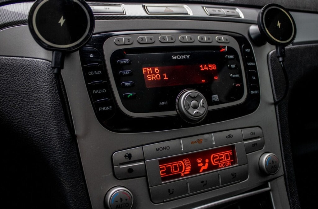 Ford Galaxy 7miestné - 12