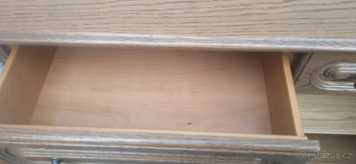 Rustikální komoda - 12