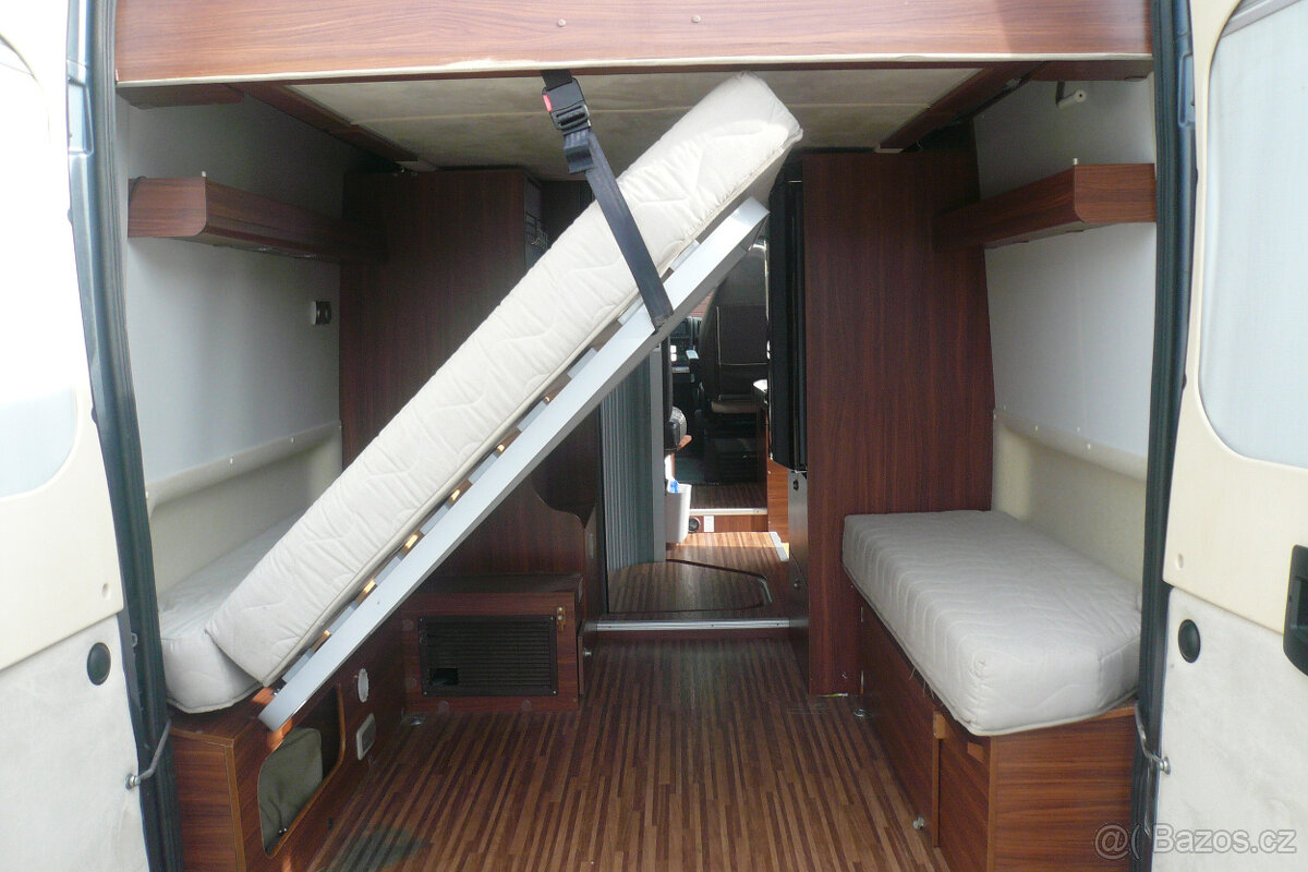Obytné auto ADRIA TWIN 640 SHX - 12