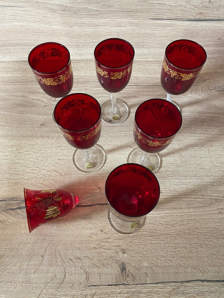 sklenice na víno z rubínového skla luxusní sklenice na víno - 12