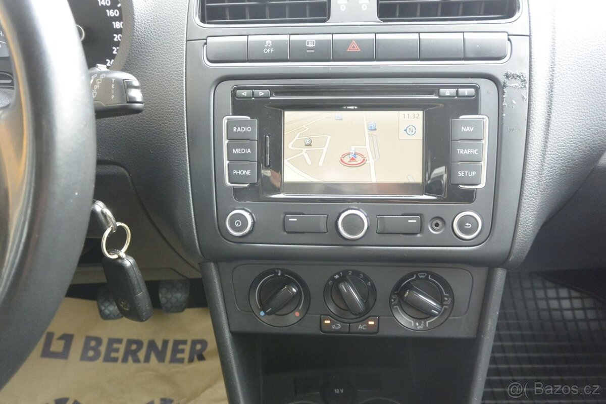 PRODÁM Volkswagen Polo 1.2TSi 66kW NAVI,KLIMA - 12