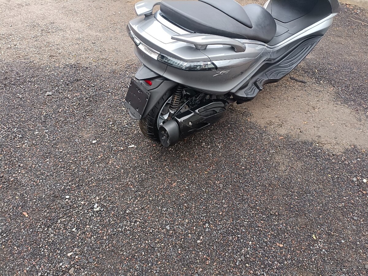 Piaggio X10 350 ABS,ASR cz doklady v ceně - 12
