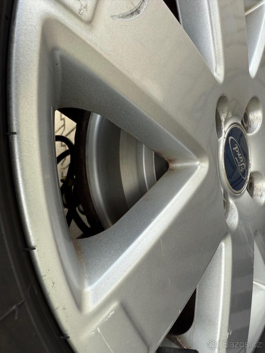 Ford Fusion 1.6i 74kW klima, park. Senzory - 12