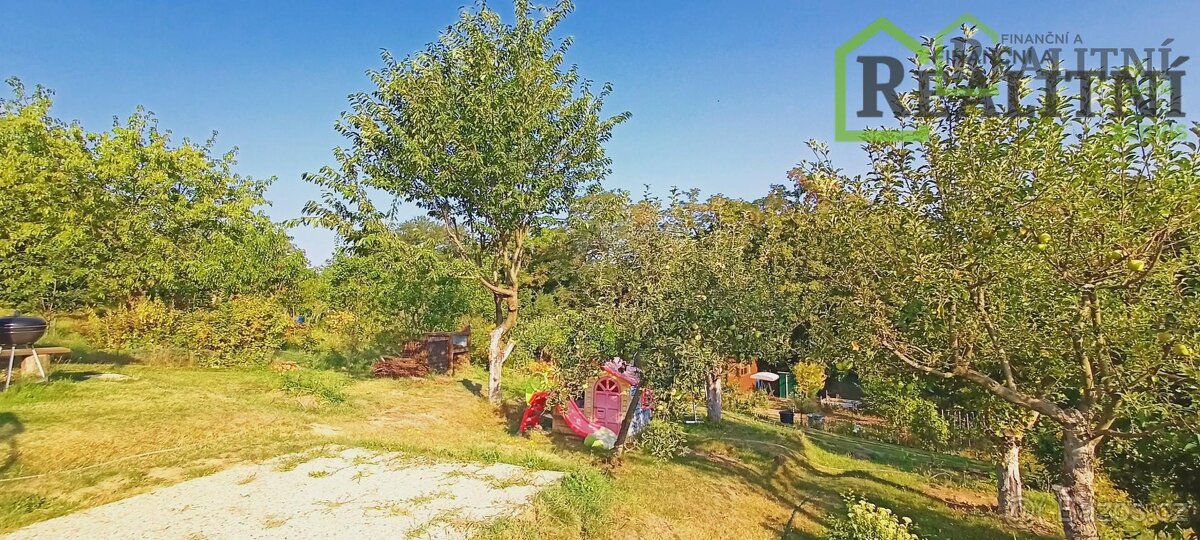 Prodej zahradního altánu v žádané zahrádkářské osadě Hliník - 12