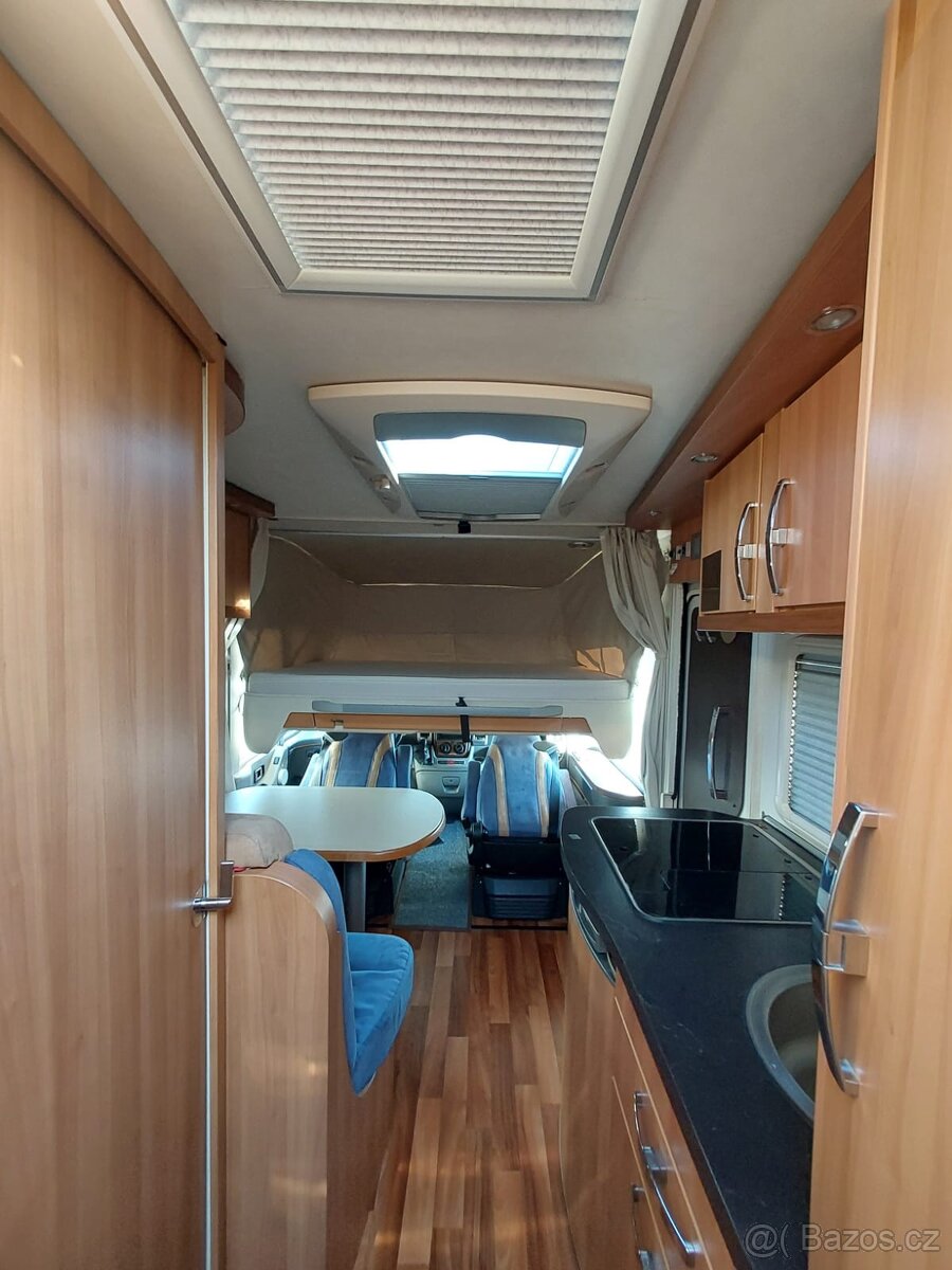 Obytné auto HYMER - 12