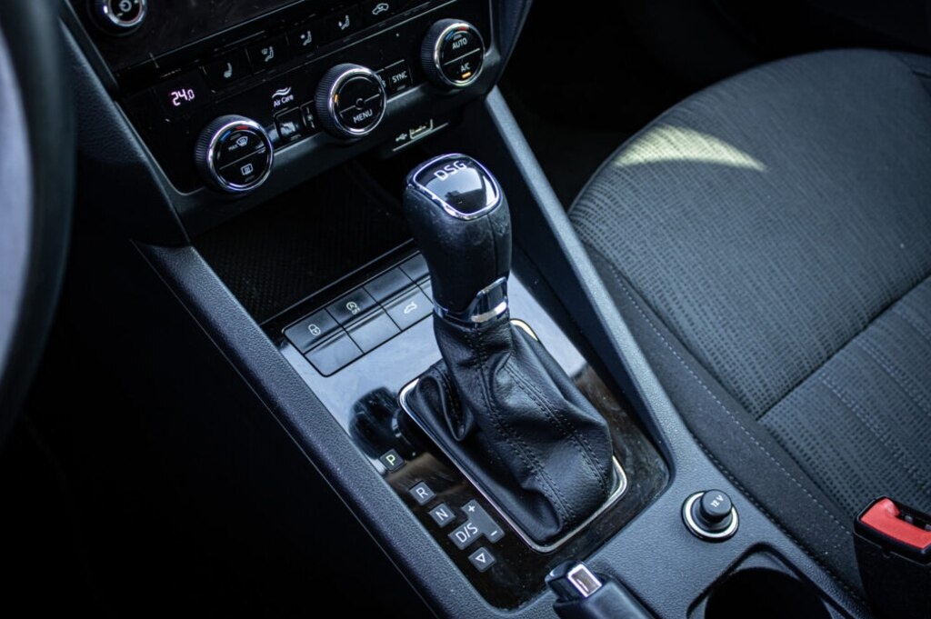 Škoda Octavia Combi 1.6 TDI DSG Style - 12