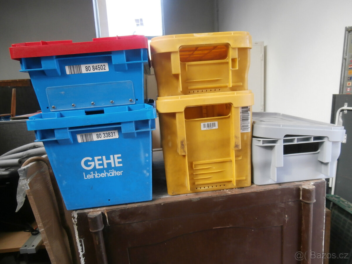 Plastový box přepravka ukládací dva typy za 70 kč - 12