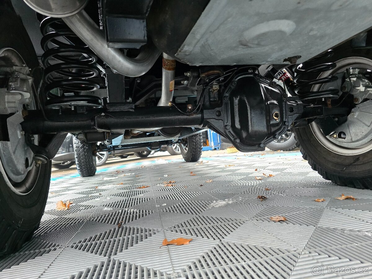 ⭐Land Rover Defender 110 300TDI/83KW/1.MAJ/PICK-UP⭐ - 12