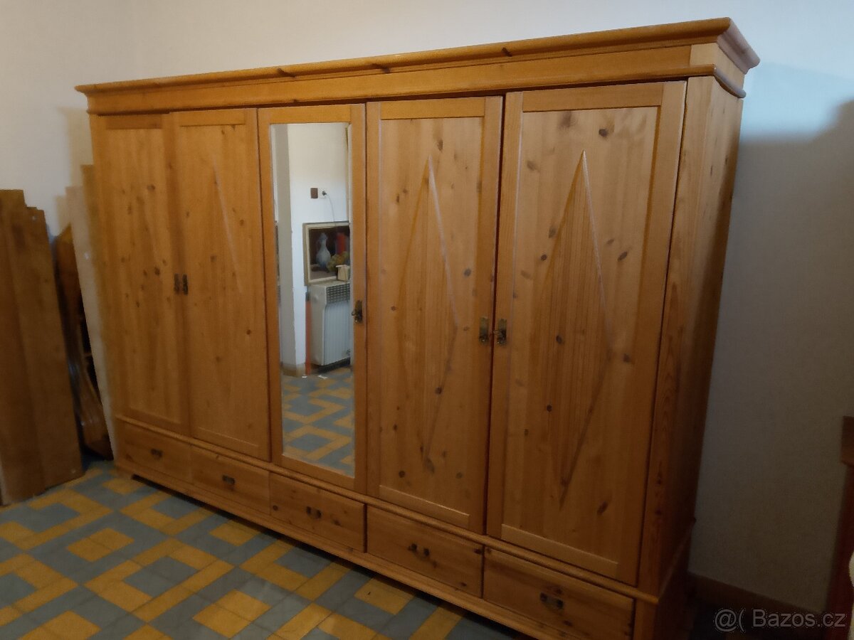 KOMPLETNÍ CELODŘEVĚNÁ LOŽNICE NORA - 12