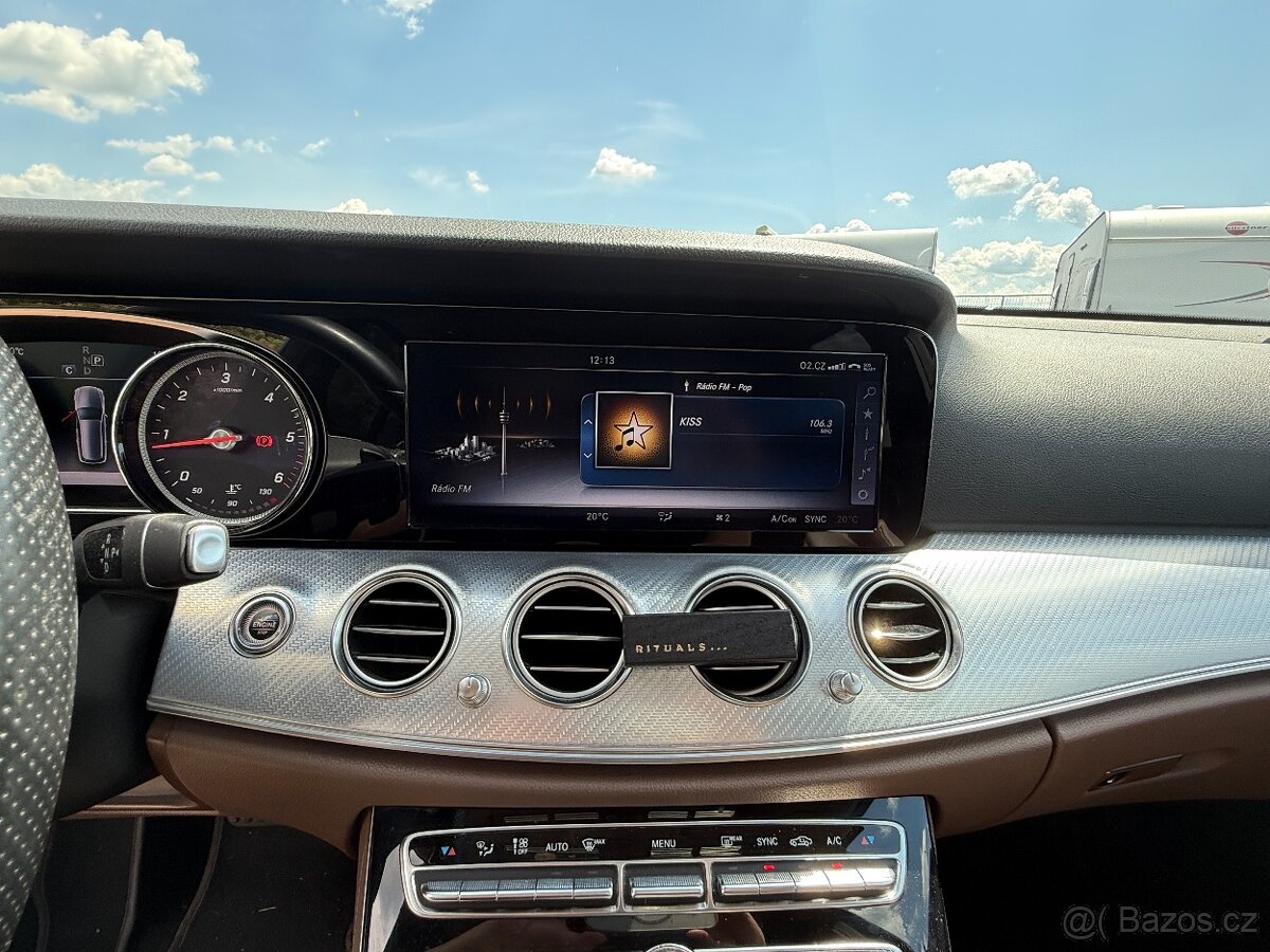 Mercedes-Benz Třídy E, 220 d 4MATIC AllTerrain - 12