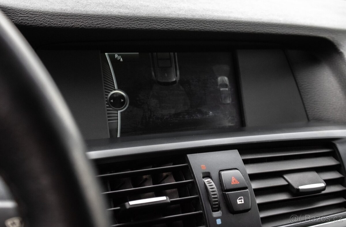 BMW X3 xDrive20d A/T - 12