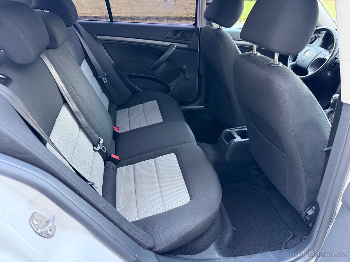 Škoda Octavia II. 1,9 TDI / 2.maj./ ČR / - 12