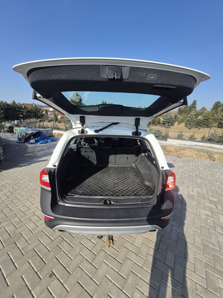 Volvo XC70, D4 AWD 158kW - 12