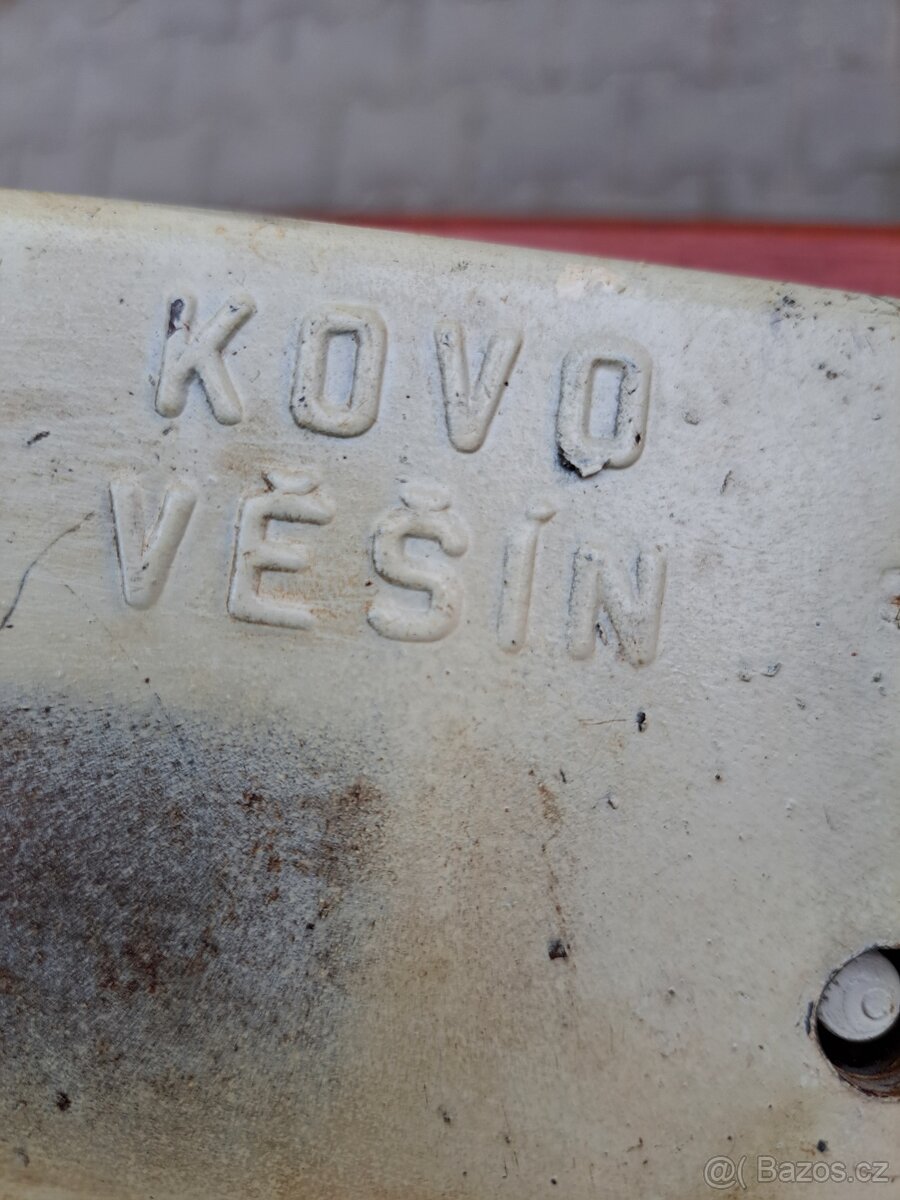 Ž E L E Z N I Č I A R S K A Lampa. - 12