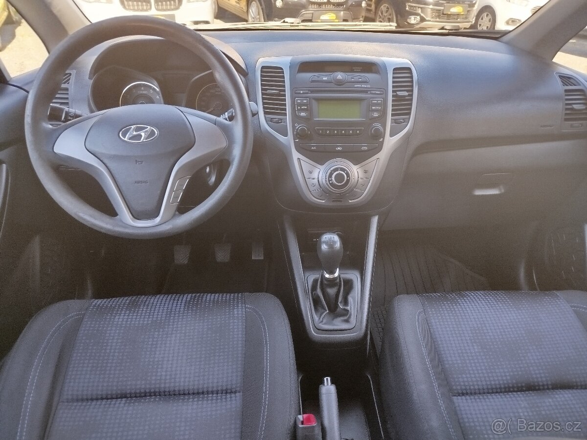 Hyundai ix20 1.4i 66 kW, r.v. 9/2011, najeto 157.962 km - 12