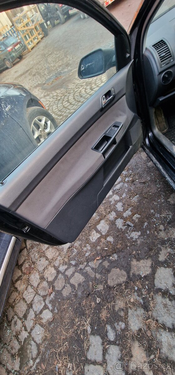 Vw polo 9N 1.2htp 40kw 3dvéřák - 12