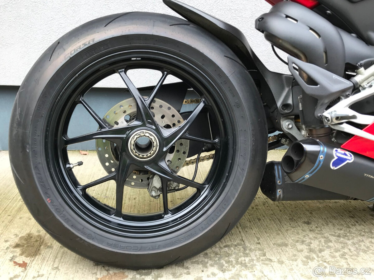 Ducati Panigale V4, 9.064 km - 12