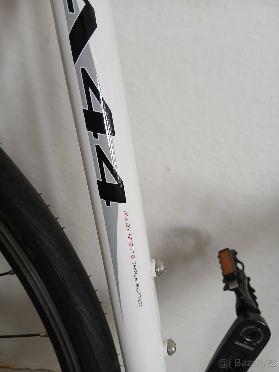 silniční kolo Author A44 - 12