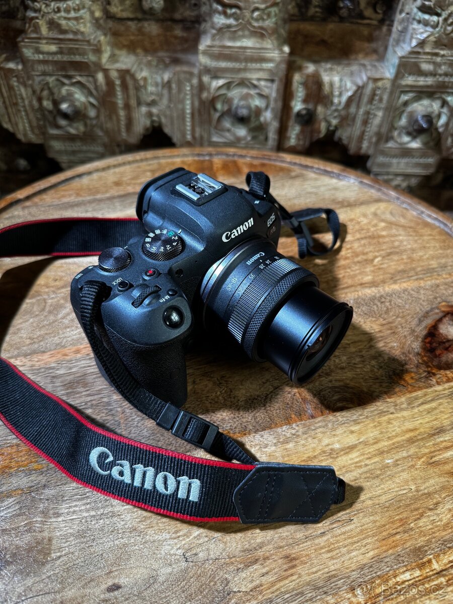 Canon EOS R6 s objektivom Canon 18-45mm - 12