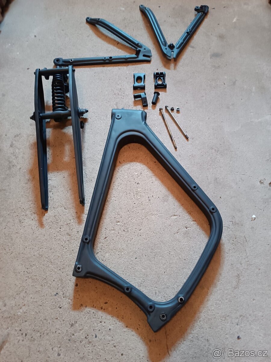 Ram přední vidlice nádrž kastlík IŽ350 IŽ49 DKW - 12